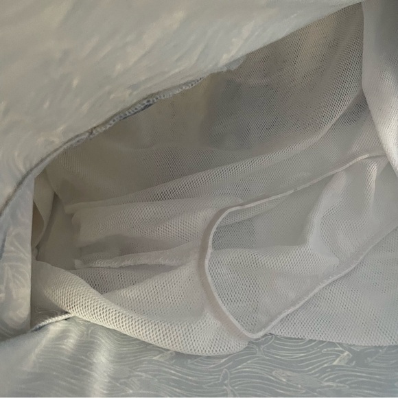 SOUTHERN TIDE
Men's The Whaler Swim Trunk - Picture 9 of 10